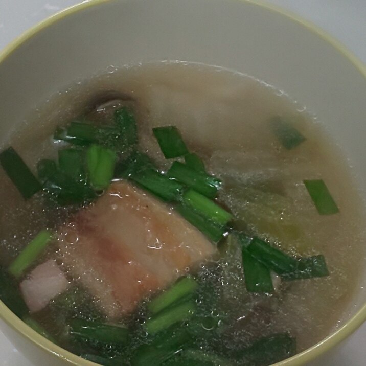 豚バラ肉の中華スープ(^ー^)